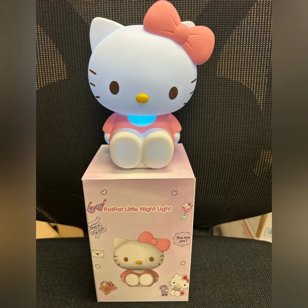 Hello Kitty Night Light - Picture 5 of 6